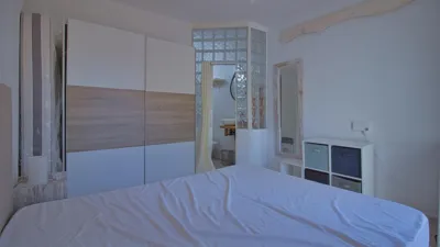 Apartment on Calle de Venecia photo 20