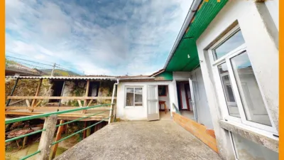 Casa en venta en Galicia, Mosteiro (Ramirás) de 40.000 €