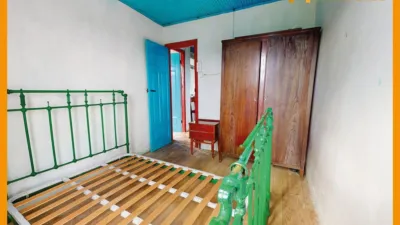 Casa en venta en Galicia, Mosteiro (Ramirás) de 40.000 €