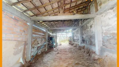 Casa en venta en Galicia, Mosteiro (Ramirás) de 40.000 €