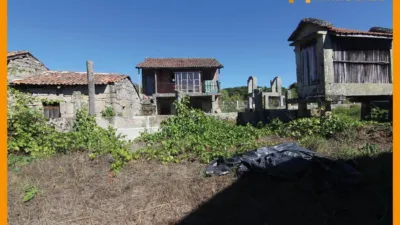 Casa en venta en Vilar de Astrés - Palmés - Arrabaldo, Vilar de Astrés-Palmés-Arrabaldo (Ourense Capital) de 48.000 €