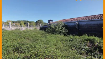 Casa en venta en Vilar de Astrés - Palmés - Arrabaldo, Vilar de Astrés-Palmés-Arrabaldo (Ourense Capital) de 48.000 €