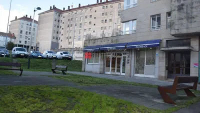 Local comercial en venta en Calle de Sánchez Freire - Vista 2