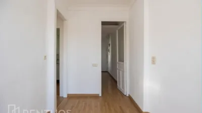 Piso en alquiler en Calle del Marqués de Santillana - Imagen 3