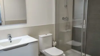 Piso en alquiler en Calle Antonio Morillas Rodríguez, Número 1, Entrenúcleos (Dos Hermanas) de 1.300 €<span>/mes</span>