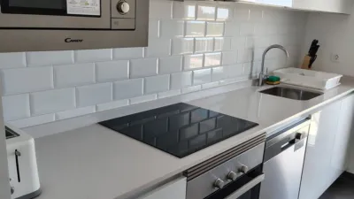 Piso en alquiler en Calle Antonio Morillas Rodríguez, Número 1, Entrenúcleos (Dos Hermanas) de 1.300 €<span>/mes</span>