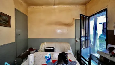 Casa adosada en venta en Calle de Nava, Arenas de San Pedro de 79.990 €