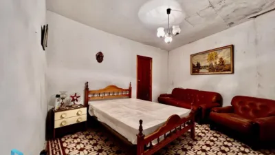 Casa adosada en venta en Calle de Nava, Arenas de San Pedro de 79.990 €