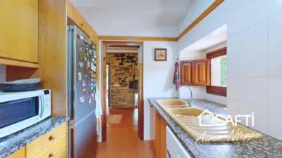 Rustic Farm in Palol de Revardit photo 14