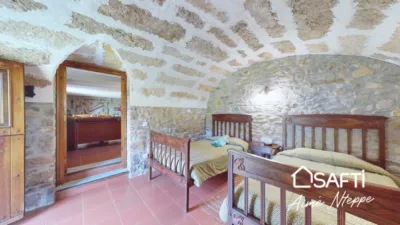 Rustic Farm in Palol de Revardit photo 46
