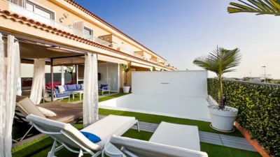 Chalet en venta en Calle El Carmen, Puerto Santiago-Los Gigantes (Santiago del Teide) de 1.045.000 €