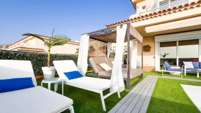 Chalet en venta en Calle El Carmen, Puerto Santiago-Los Gigantes (Santiago del Teide) de 1.045.000 €