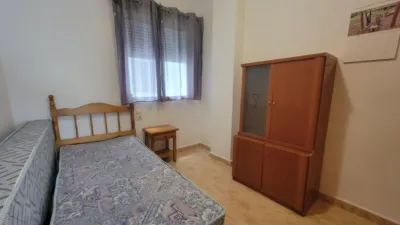 Apartment on Calle de Ramón Gallud photo 9