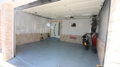 Chalet in Alborache photo 2