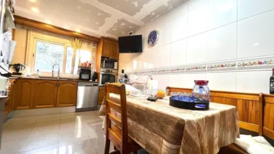 Chalet on Avinguda Can Coll, 105 photo 19