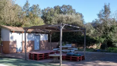 Chalet on Avinguda Can Coll, 105 photo 6