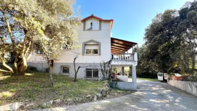 Chalet on Avinguda Can Coll, 105 photo 7