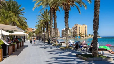 Apartment at Carrer Almudena, 1 photo 33