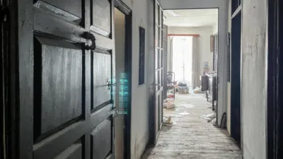 Edificio en venta en Calle Real - Más