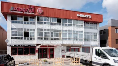 Nave industrial en venta en Mesoiro-Pocomaco - Més