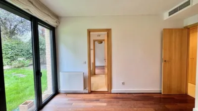 Casa pareada en venta en Calle de Jimena Menéndez Pidal, Valdemarín (Distrito Moncloa-Aravaca. Madrid Capital) de 1.850.000 €