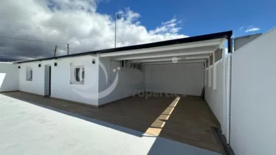 Chalet on Punta del Lomo Street, 3 photo 9