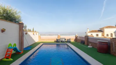 Chalet on Calle Martinete photo 2