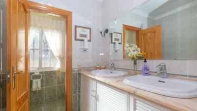 Chalet on Calle Martinete photo 36