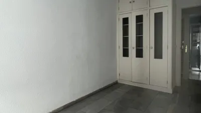 Piso en alquiler en Calle de Doce de Octubre, Santa Rosa-Valdeolleros (Córdoba Capital) de 800 €<span>/mes</span>