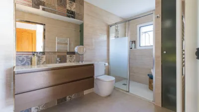 Chalet on Camino Almazara Street photo 23