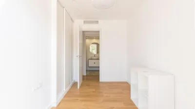Apartment on Juan Carlos I photo 13