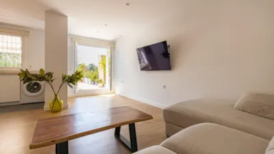 Apartment on Juan Carlos I photo 7