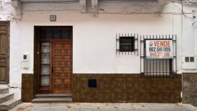 Chalet in Plaza de los Árboles photo 3
