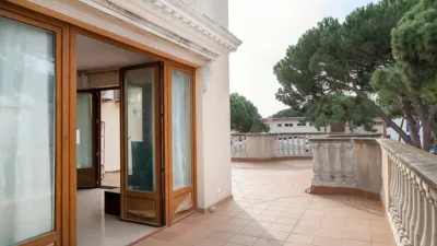 Chalet in La Pineda photo 3