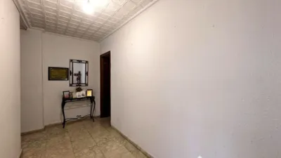 Flat on Teniente Ochoa Street photo 25