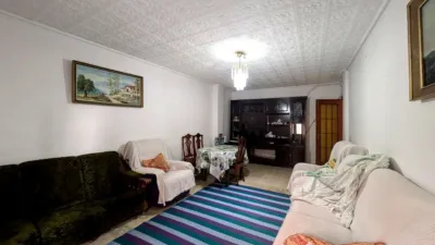 Flat on Teniente Ochoa Street photo 5