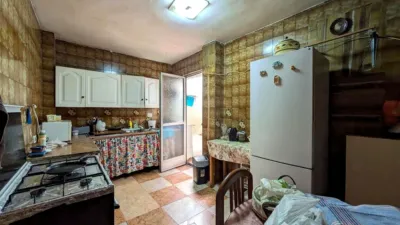 Flat on Teniente Ochoa Street photo 6