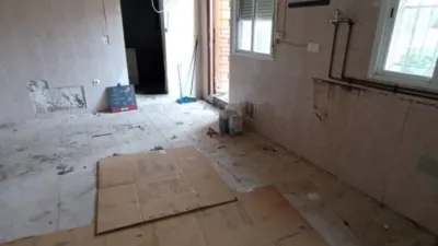 Chalet en venta en Calle de Sáinz y Trevilla, cerca de Calle de los Mozos, Guarnizo (El Astillero) de 188.800 €