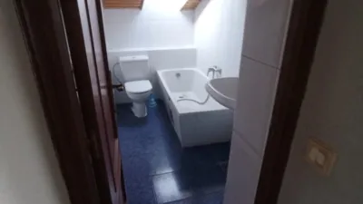 Chalet en venta en Calle de Sáinz y Trevilla, cerca de Calle de los Mozos, Guarnizo (El Astillero) de 188.800 €