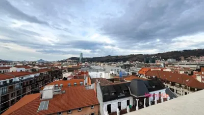 Ático en alquiler en Diputacion, Abando Hurtado de Amézaga (Distrito Abando. Bilbao) de 1.400 €<span>/mes</span>