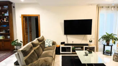 Apartment on Ventura de la Vega Street photo 21