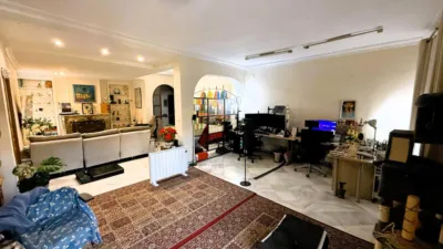 Apartment on Ventura de la Vega Street photo 26