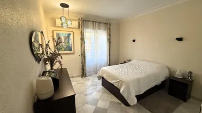 Apartment on Ventura de la Vega Street photo 43