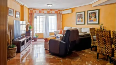 Apartment on Rafael Laffon Street photo 4