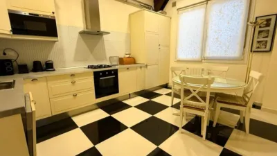 Apartment in Ensanche photo 10
