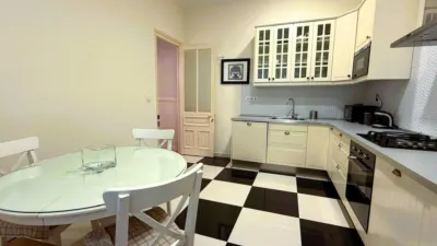Apartment in Ensanche photo 9