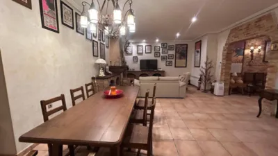 Chalet on Calle Valverde Bajo, Poligono 1 photo 8