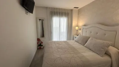 Apartment on Calle General Gutiérrez Mellado photo 21