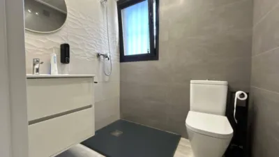 Apartment on Calle General Gutiérrez Mellado photo 33