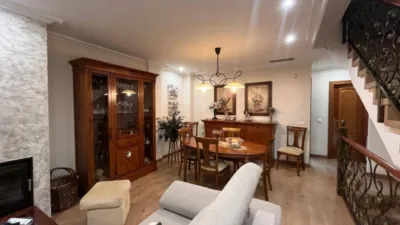 Duplex on Carrer de los Montesinos photo 3